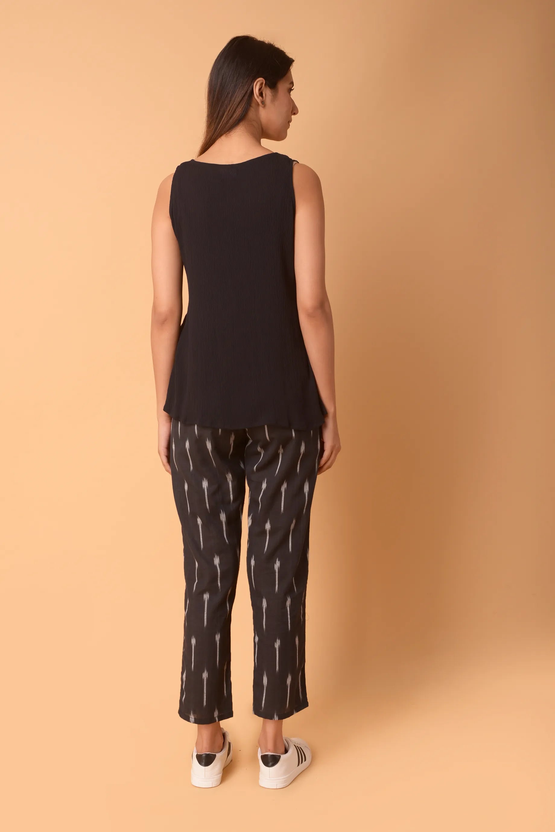 BLACK COTTON TOP